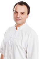 Врач Демидов Андрей Львович