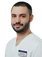 Врач Есенов Виктор Валерьевич