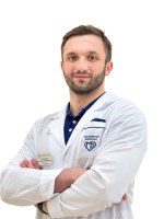 Врач Алискеров Фархад Алидинович