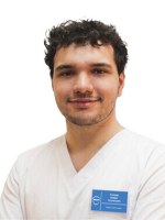 Врач Агкацев Азамат Сосланович