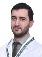 Врач Курманов Арсен Сергеевич