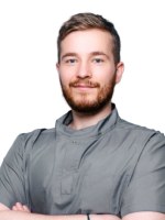 Врач Калинин Антон Сергеевич