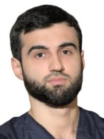 Врач Алаханаджиев Амир Хабибулаевич