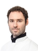 Врач Сафаров Замир Илгар Оглы