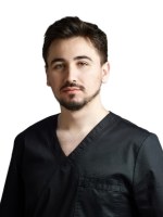 Врач Абазов Марат Тимурович