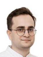 Врач Слесаренко Вадим Евгеньевич