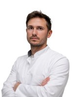Врач Рогов Геннадий Сергеевич