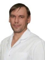 Врач Сидоров Геннадий Геннадьевич