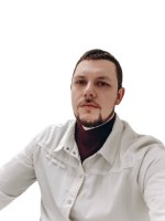 Врач Логушков Никита Дмитриевич
