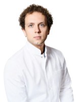 Врач Пригарин Иван Сергеевич