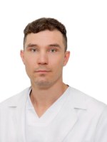 Врач Рогут Александр Александрович