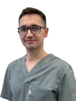 Врач Новиков Иван Александрович