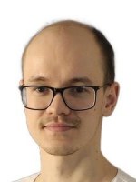 Врач Энговатов Виктор Алексеевич