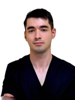 Врач Умаров Рауф Бунядович