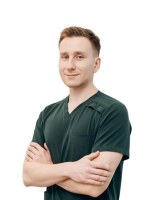 Врач Зайнутдинов Искандер Азатович
