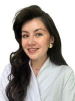 Врач Зиятдинова Алина Шокировна