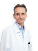 Врач Шабурин Александр Викторович