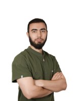 Врач Айдунов Адильхан Мурадович