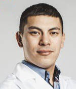 Фото врача: Харисов Артур Ахиярович
