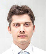Врач Юничев Валерий Фаридович